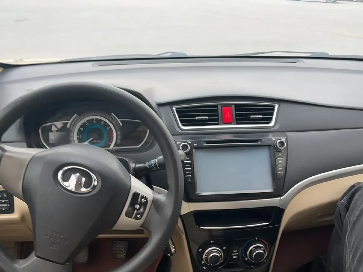 2015 Great Wall C30 1.5L 106HP L4 5MT,autocango,china used car exporter,china ev exporter,chinese used car exporter,chinese used ev exporter