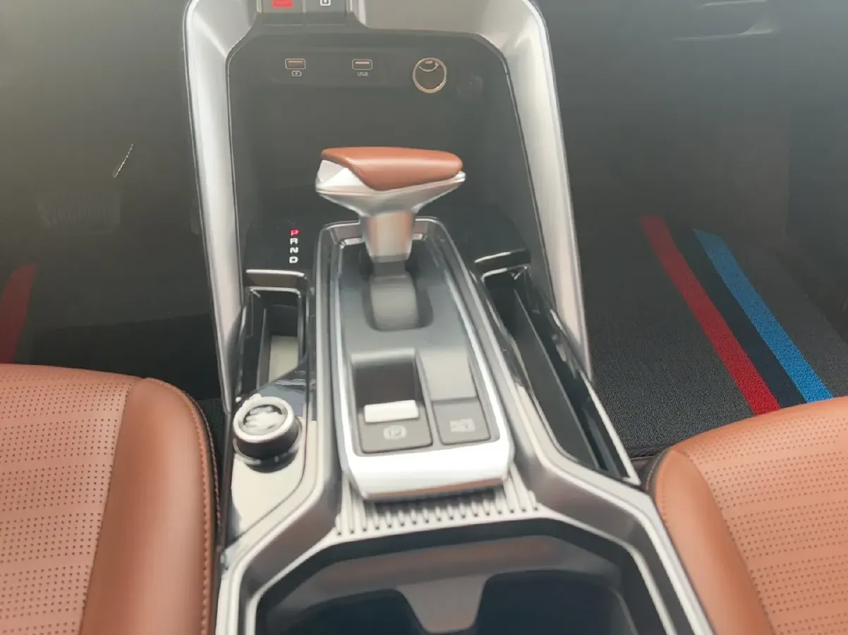 2021 Kia Sportage R 2.0L 161HP L4 6AT,autocango,china used car exporter,china ev exporter,chinese used car exporter,chinese used ev exporter