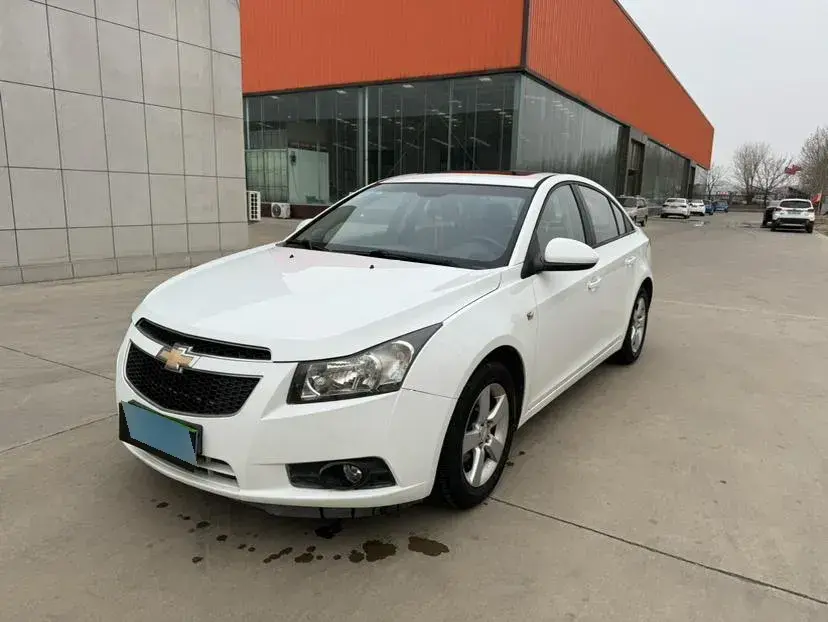 2013 Chevrolet Cruze 1.6L 121HP L4 5MT