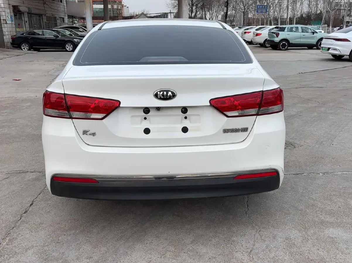 2014 Kia K4 1.8L 143HP L4 6MT,autocango,china used car exporter,china ev exporter,chinese used car exporter,chinese used ev exporter