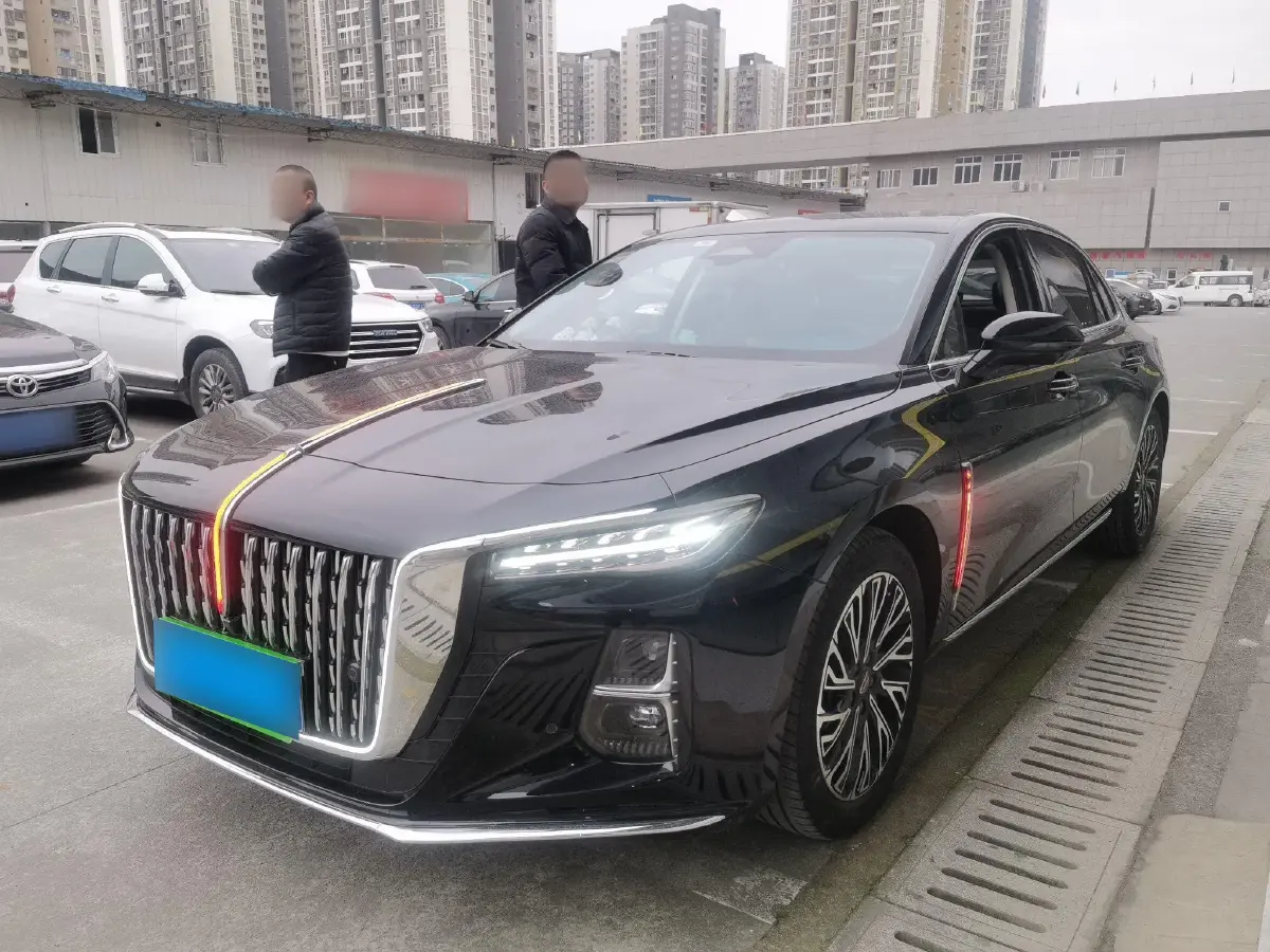 2024 HongQi H5 2.0T 224HP L4 8AT