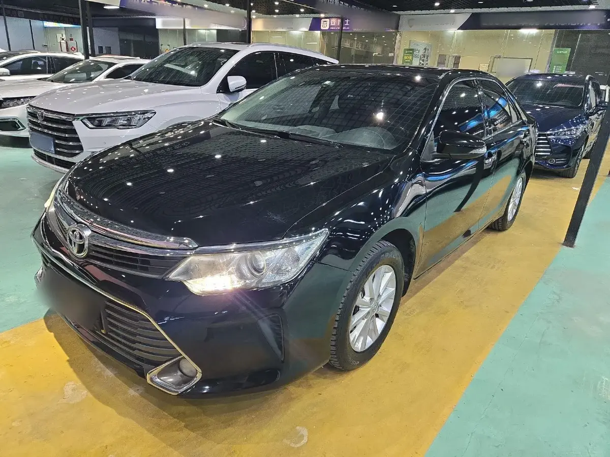 2015 Toyota Camry 2.0L 167HP L4 6AT