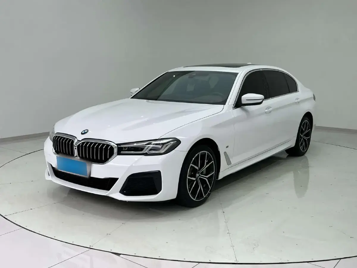2021 BMW 5 Series 2.0T 252HP L4 8AT