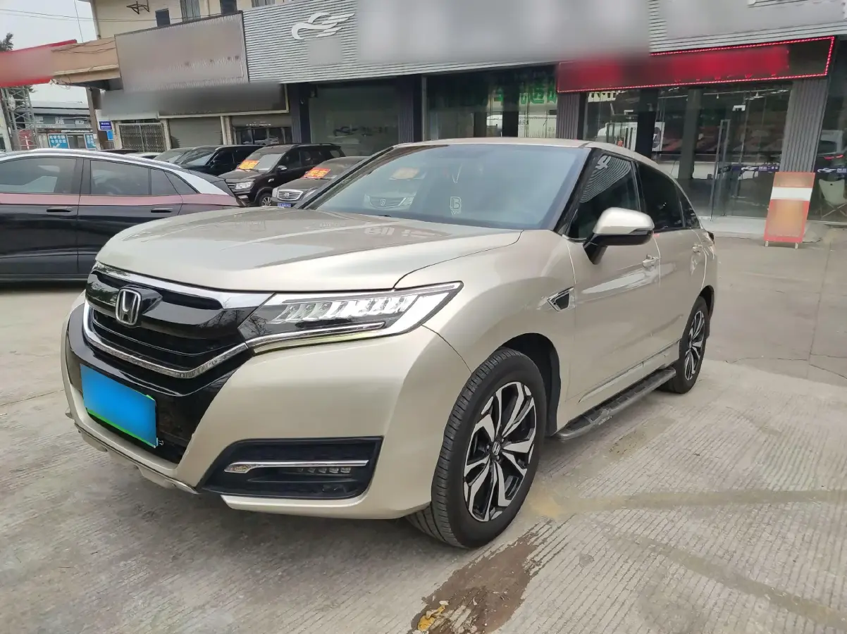 2017 Honda UR-V 1.5T 193HP L4 CVT
