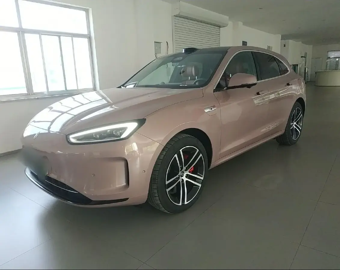 2023 HIMA M5 BEV 80KWH