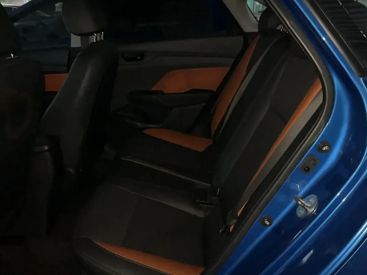 2017 Hyundai Verna RV 1.4L 100HP L4 6AT,autocango,china used car exporter,china ev exporter,chinese used car exporter,chinese used ev exporter