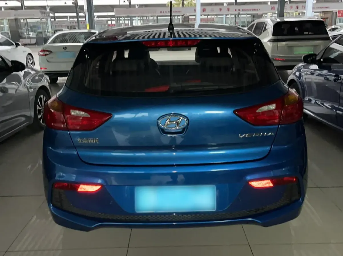 2017 Hyundai Verna RV 1.4L 100HP L4 6AT,autocango,china used car exporter,china ev exporter,chinese used car exporter,chinese used ev exporter