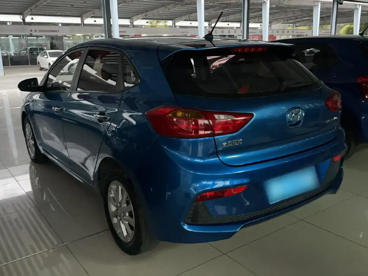 2017 Hyundai Verna RV 1.4L 100HP L4 6AT,autocango,china used car exporter,china ev exporter,chinese used car exporter,chinese used ev exporter