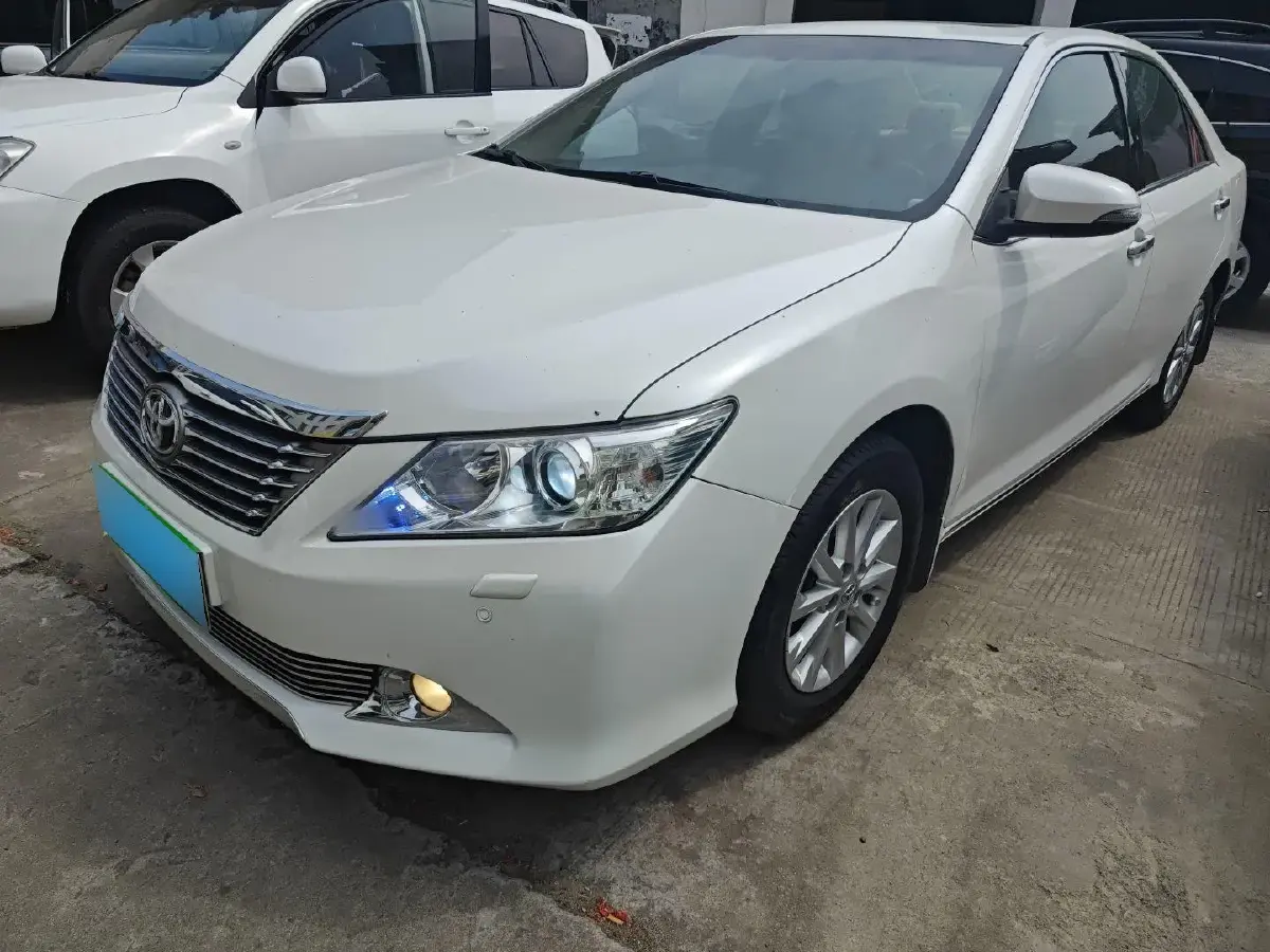 2012 Toyota Camry 2.5L 184HP L4 6AT