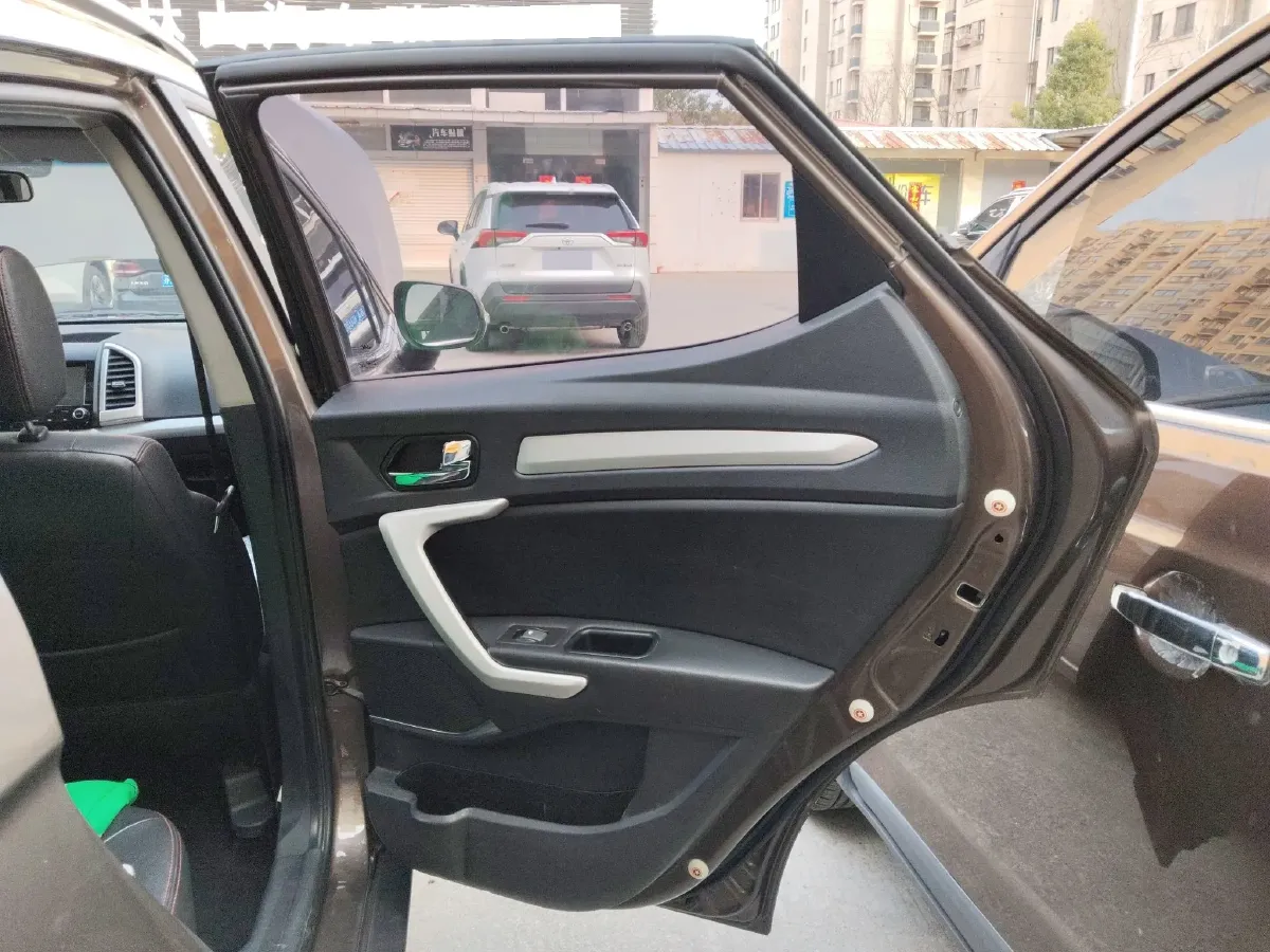 2016 JAC Refine S3 1.5L 113HP L4 6MT,autocango,china used car exporter,china ev exporter,chinese used car exporter,chinese used ev exporter