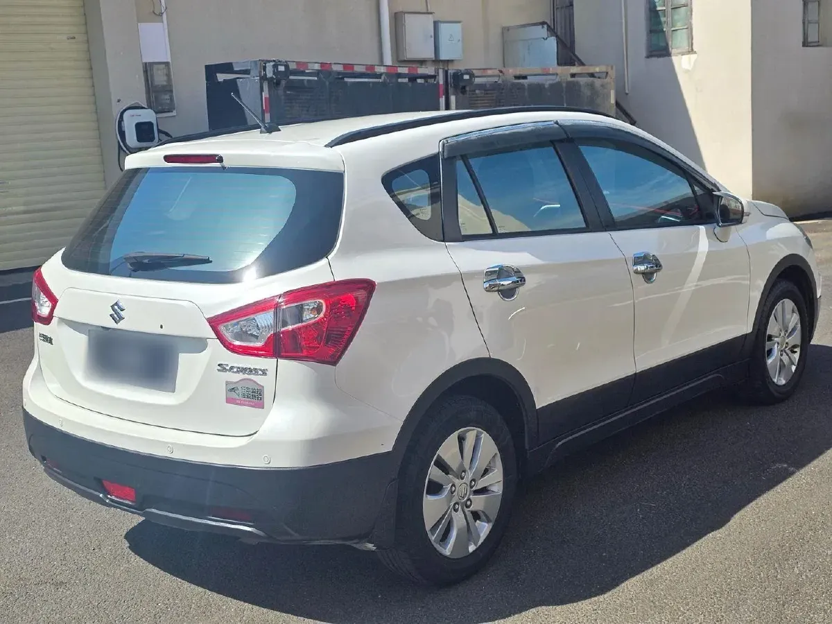 2015 Suzuki S-cross 1.6L 122HP L4 CVT,autocango,china used car exporter,china ev exporter,chinese used car exporter,chinese used ev exporter