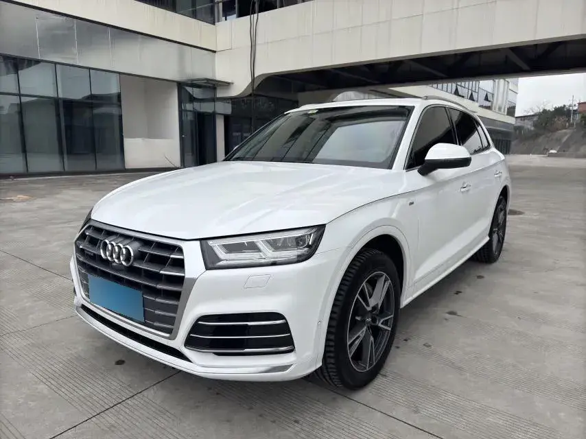2020 Audi Q5L 2.0T 252HP L4 7DCT