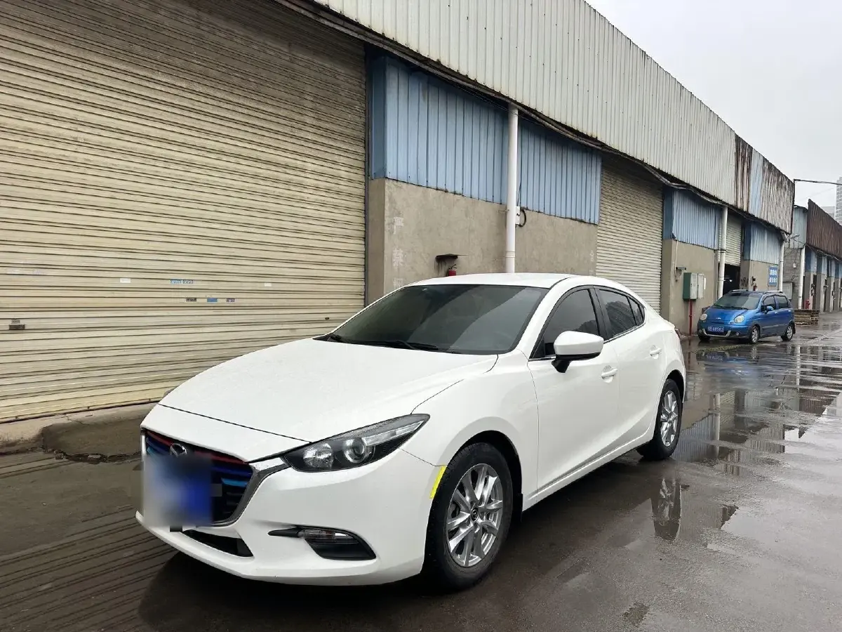 2017 Mazda 3 Axela 1.5L 117HP L4 6AT