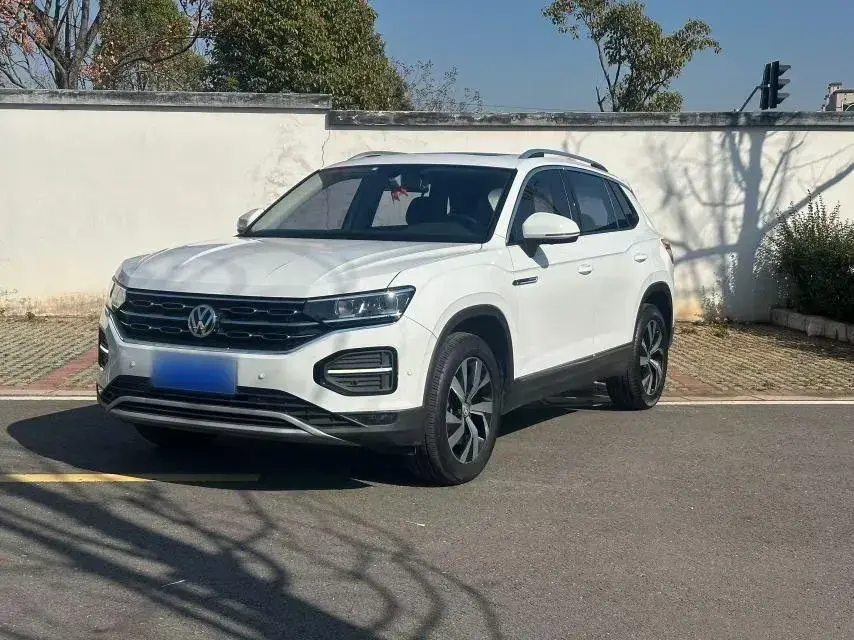 2020 Volkswagen Tayron 2.0T 186HP L4 7DCT