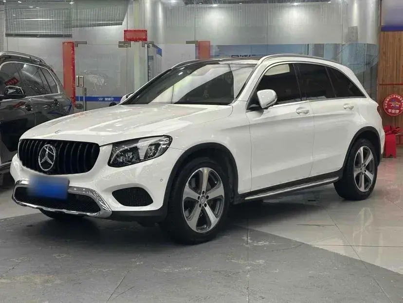 2016 Mercedes-Benz GLC Class 2.0T 245HP L4 9AT