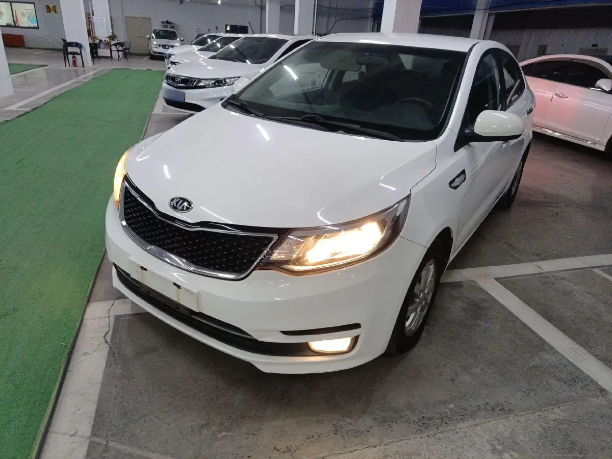 2015 Kia K2 1.4L 107HP L4 5MT