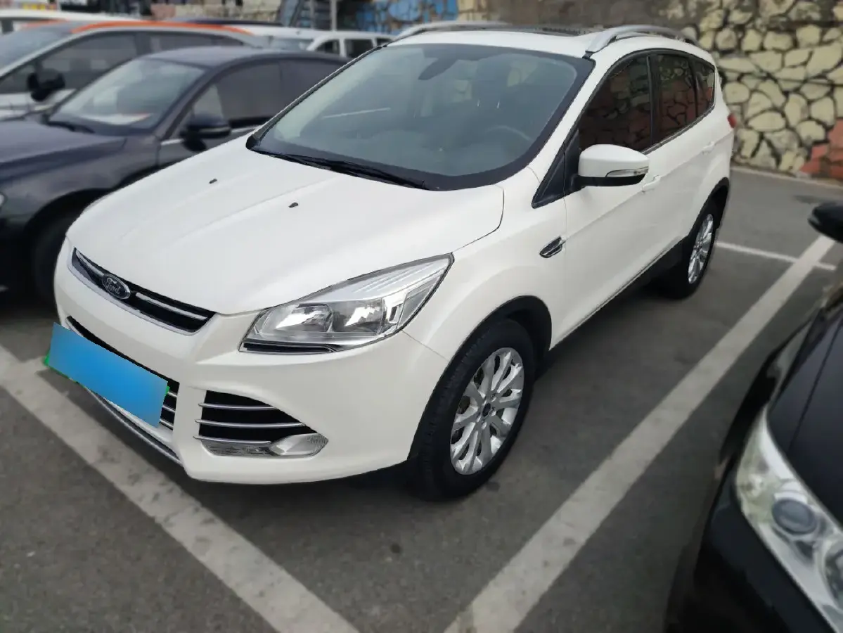 2015 Ford Kuga 1.5T 181HP L4 6AT