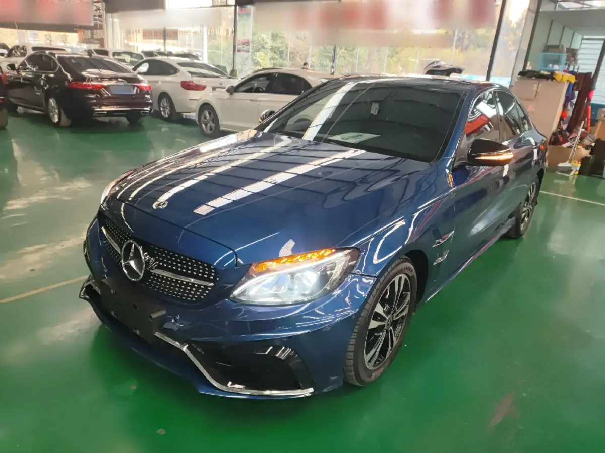 2018 Mercedes-Benz C Class 2.0T 184HP L4 9AT