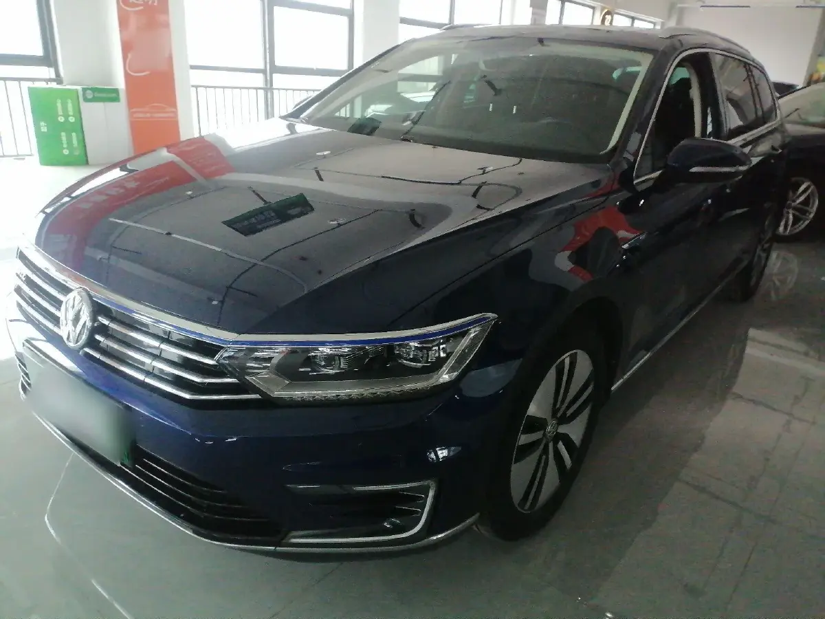 2019 Volkswagen Alltrack 1.4T 156HP L4 6DCT PHEV 9.9KWH