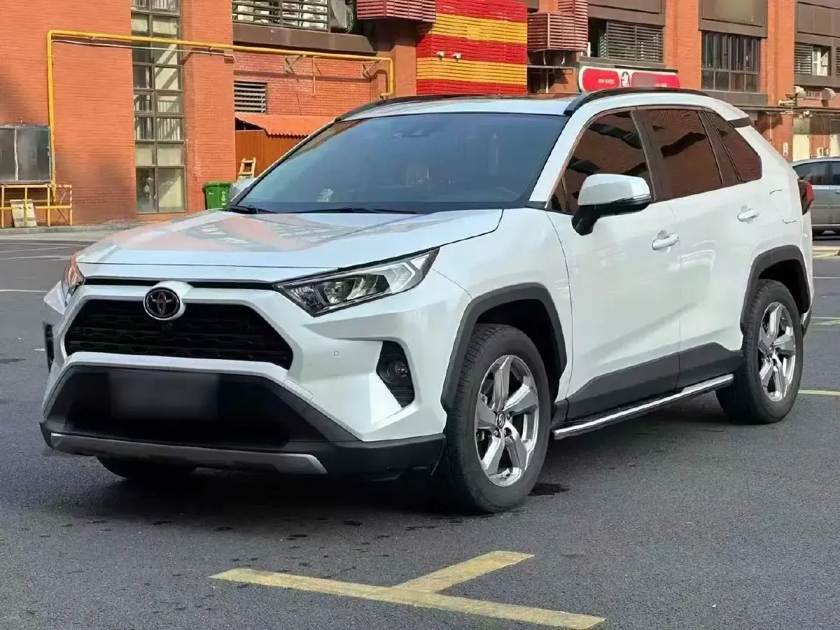 2022 Toyota RAV4 2.0L 171HP L4 CVT