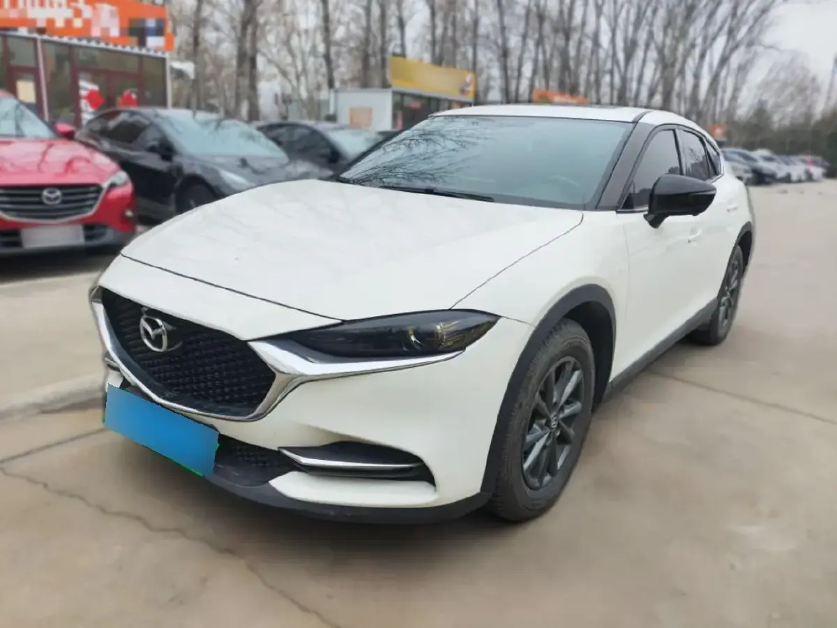 2020 Mazda CX-4 2.0L 158HP L4 6AT 2020 Mazda CX-4 2.0L 158HP L4 6AT