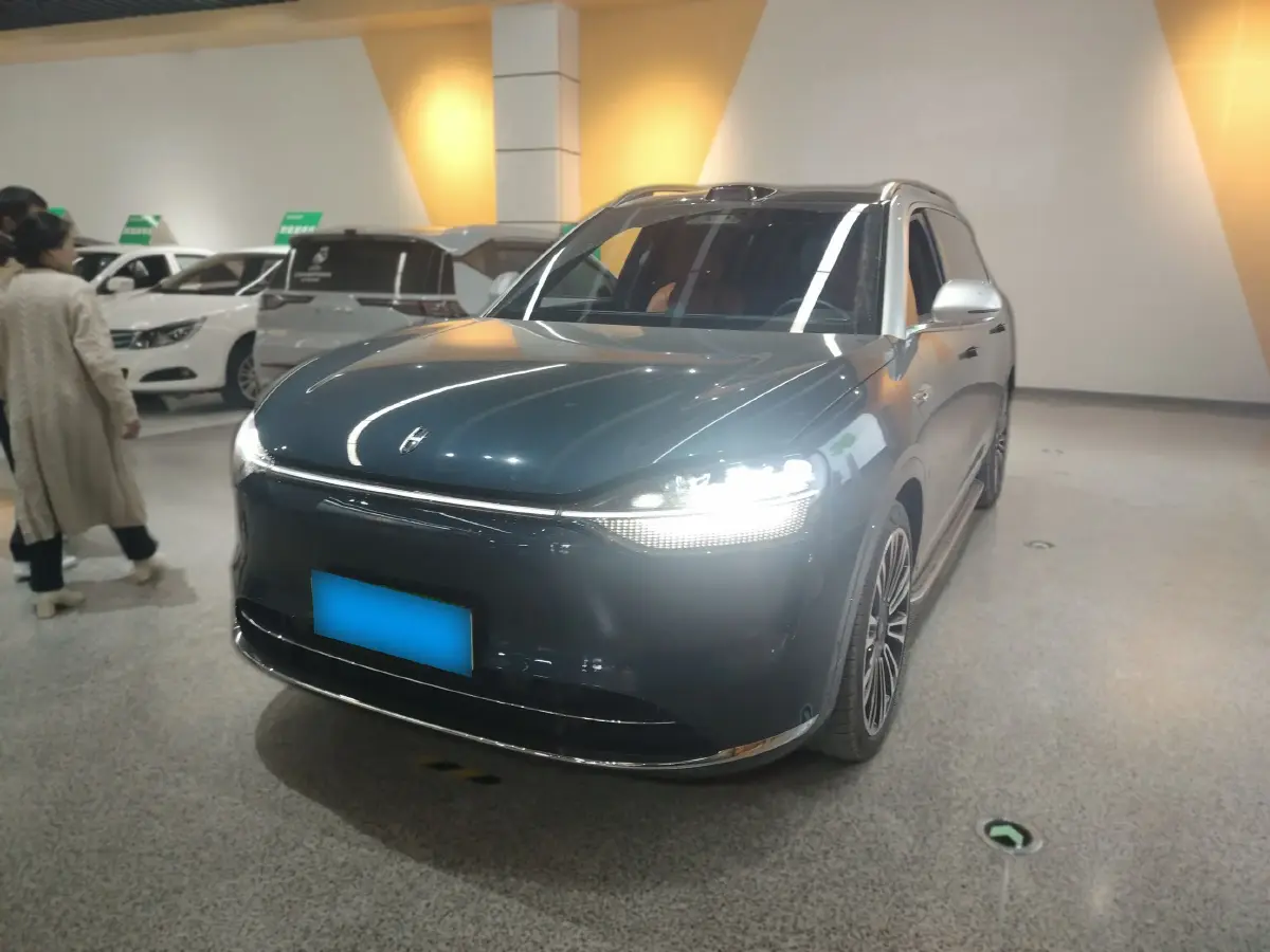 2024 HIMA M9 1.5T 152HP L4 REEV 42KWH