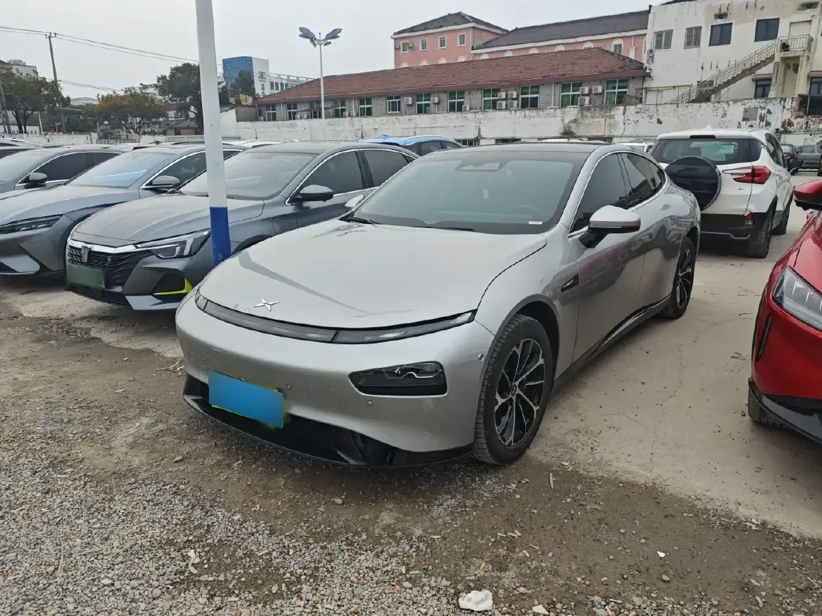 2022 Xpeng P7 BEV 77.9KWH