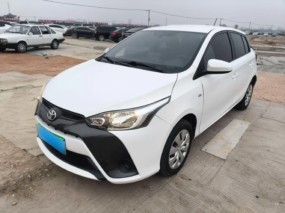 2020 Toyota Yaris L 1.5L 110HP L4 CVT
