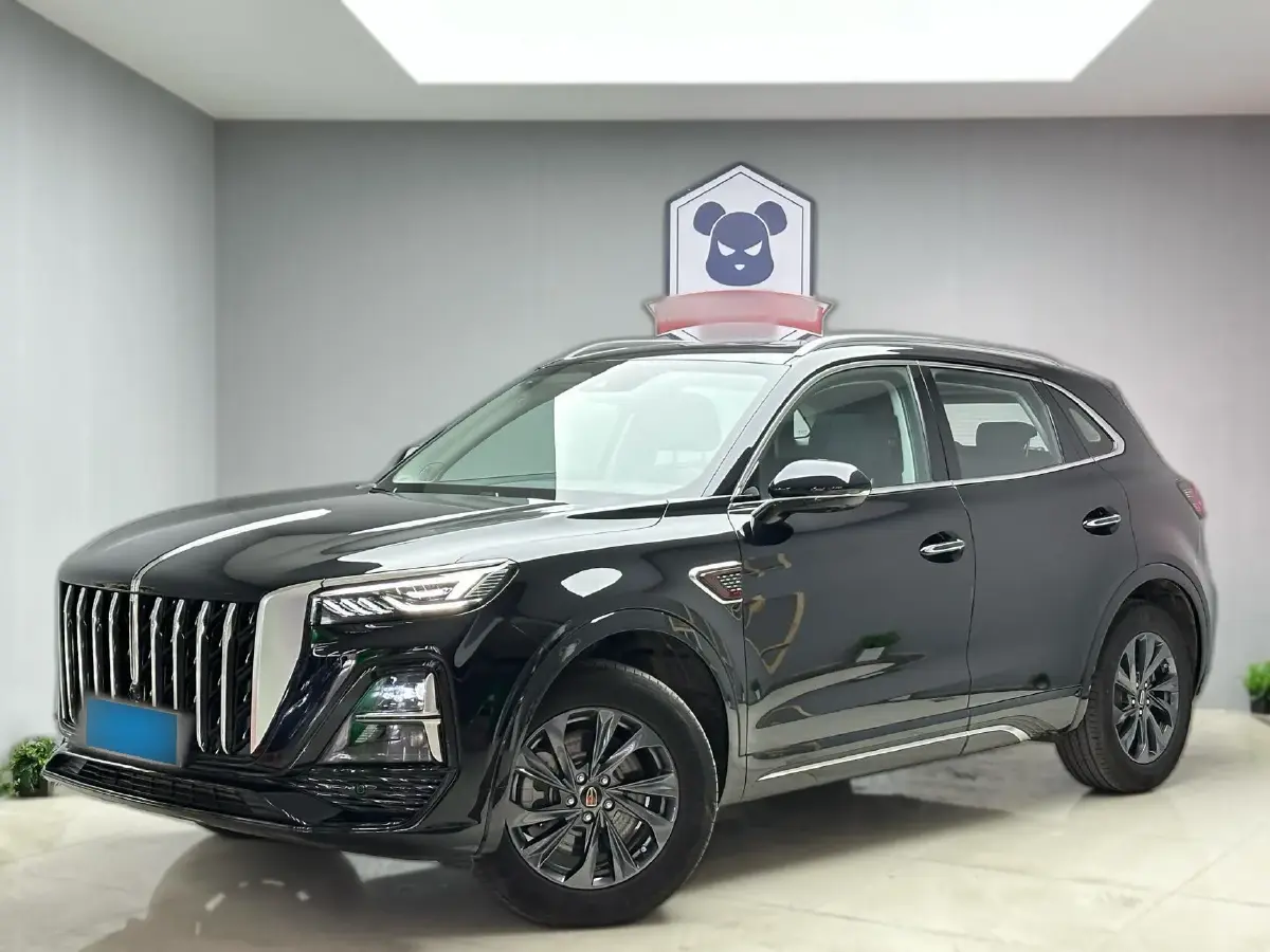 2023 HongQi HS5 2.0T 252HP L4 8AT