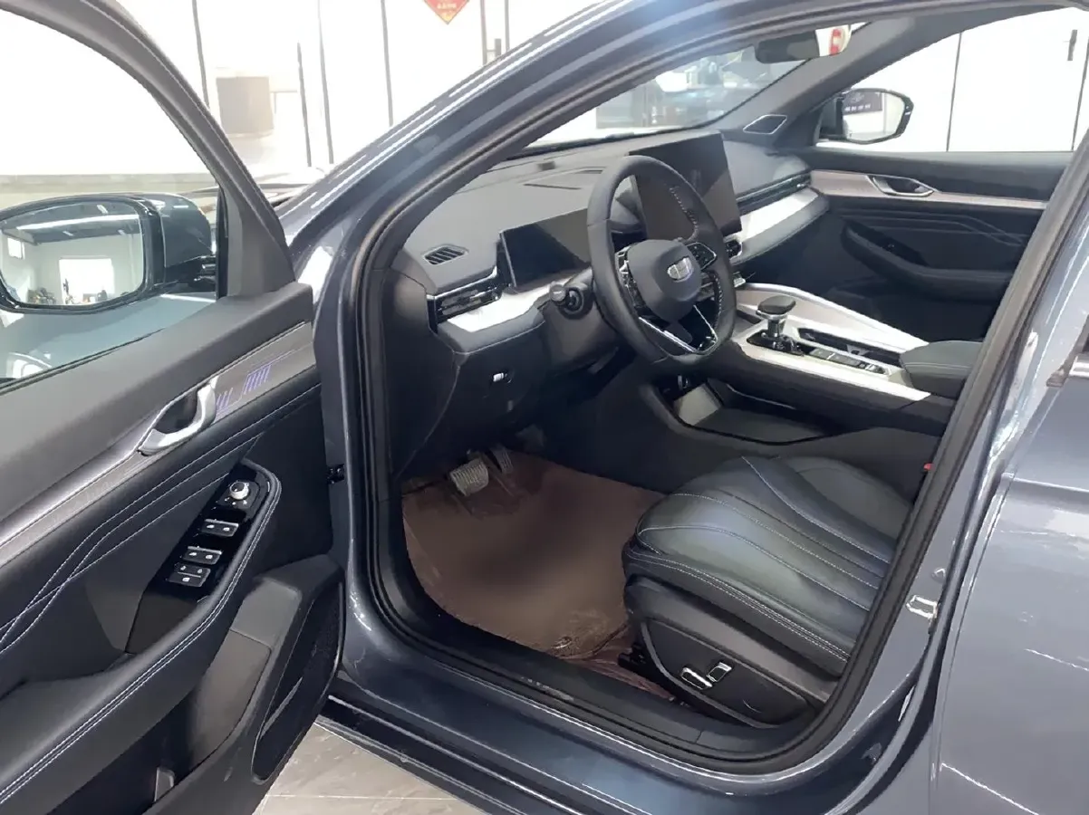 2025 Geely Preface 1.5T 181HP L4 7DCT,autocango,china used car exporter,china ev exporter,chinese used car exporter,chinese used ev exporter