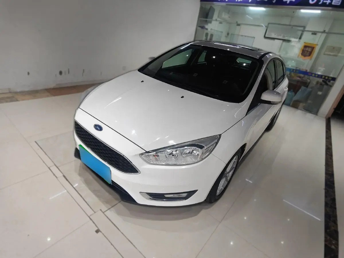 2015 Ford Focus 1.5T 181HP L4 6AT