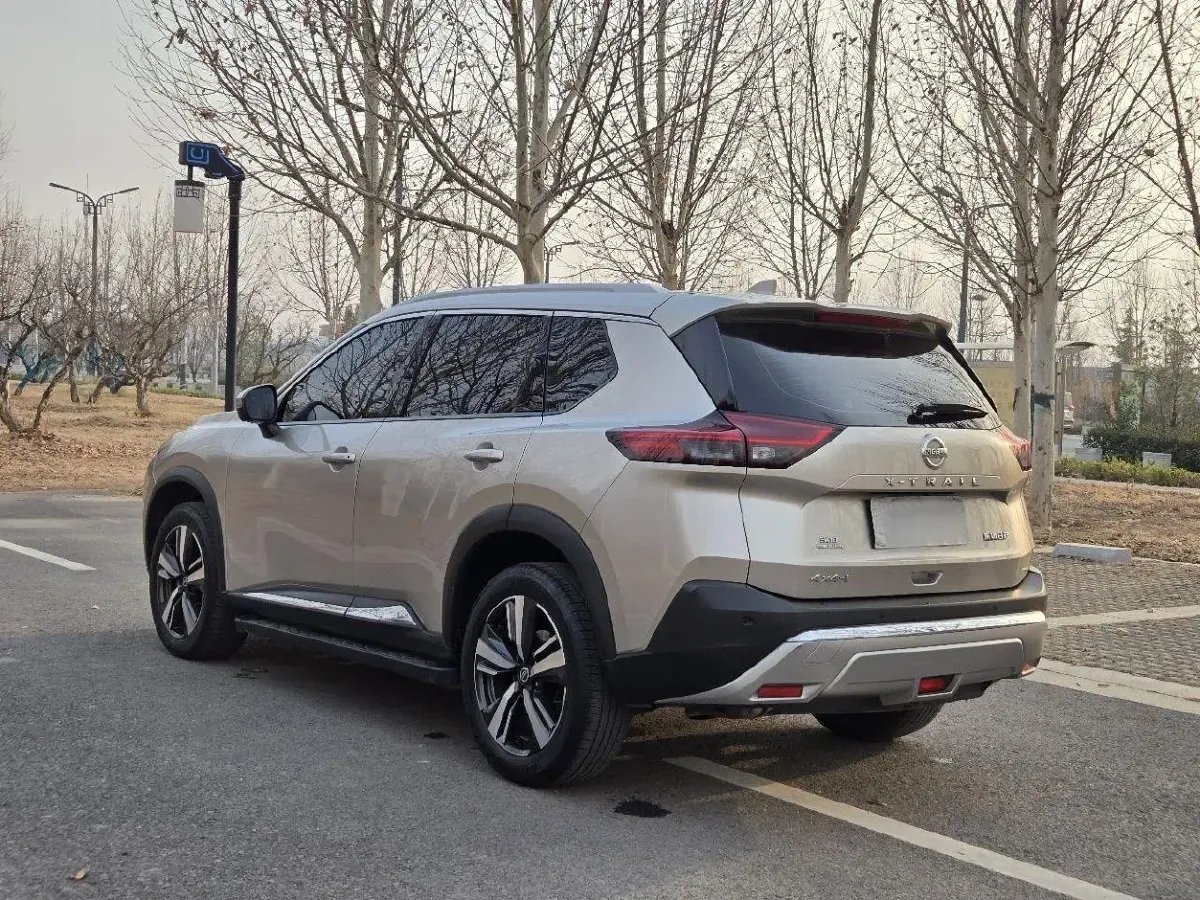 2021 Nissan X-Trail 1.5T 204HP L3 CVT,autocango,china used car exporter,china ev exporter,chinese used car exporter,chinese used ev exporter