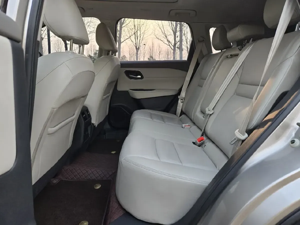 2021 Nissan X-Trail 1.5T 204HP L3 CVT,autocango,china used car exporter,china ev exporter,chinese used car exporter,chinese used ev exporter