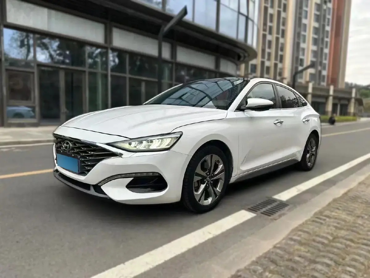 2019 Hyundai La Festa 1.6T 190HP L4 7DCT