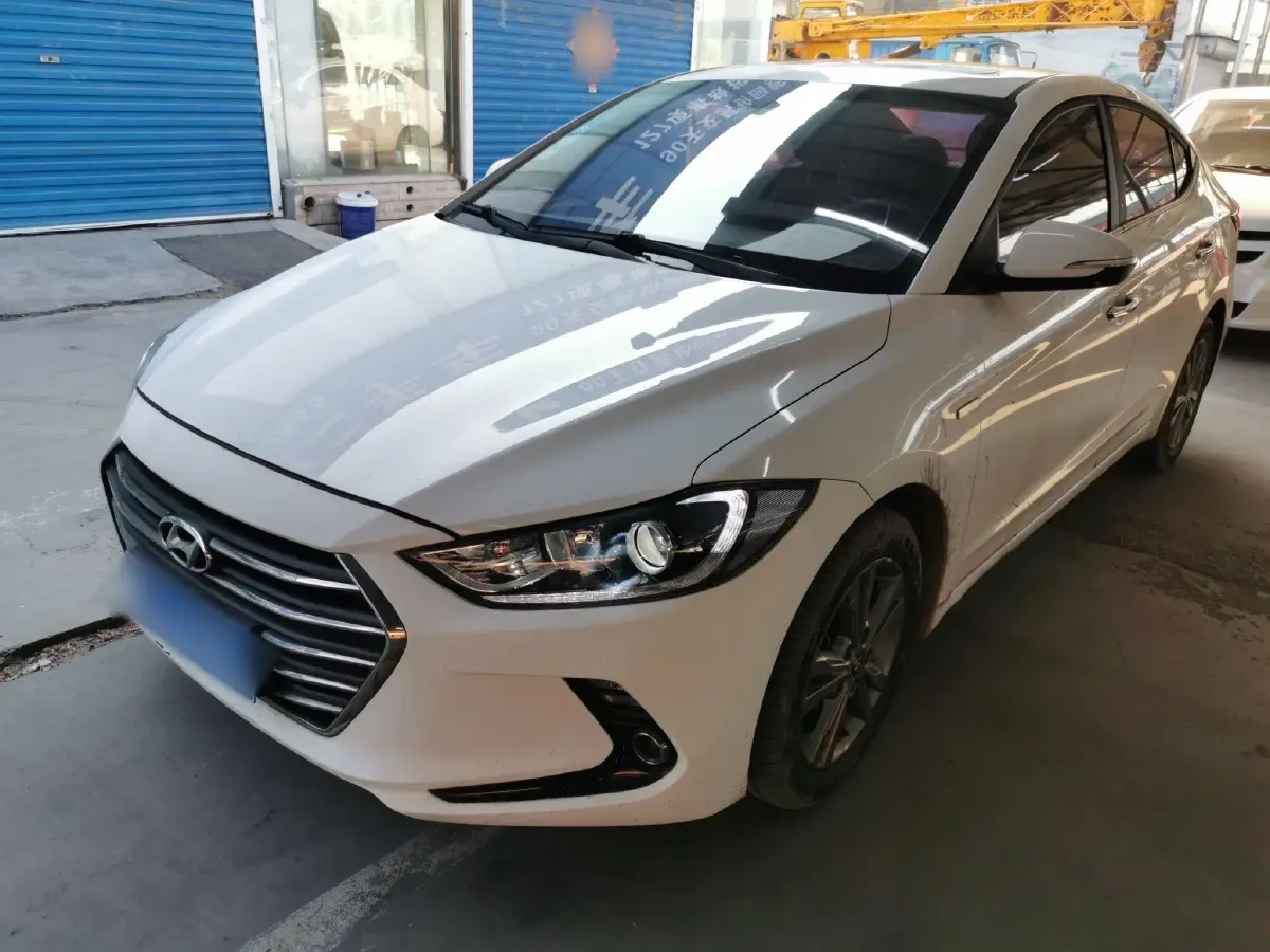 2016 Hyundai Elantra 1.4T 130HP L4 7DCT