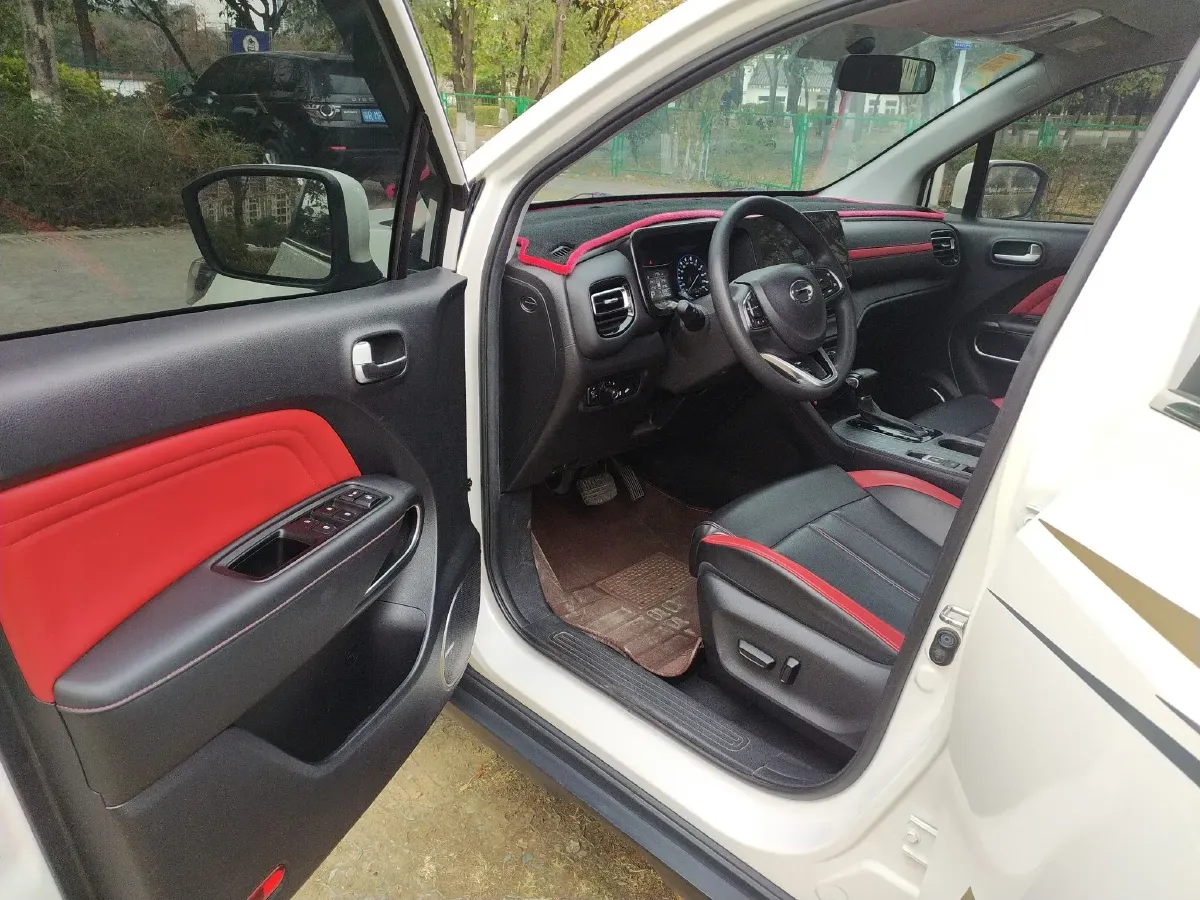 2021 GAC Trumpchi GS3 1.5T 169HP L4 6AT,autocango,china used car exporter,china ev exporter,chinese used car exporter,chinese used ev exporter