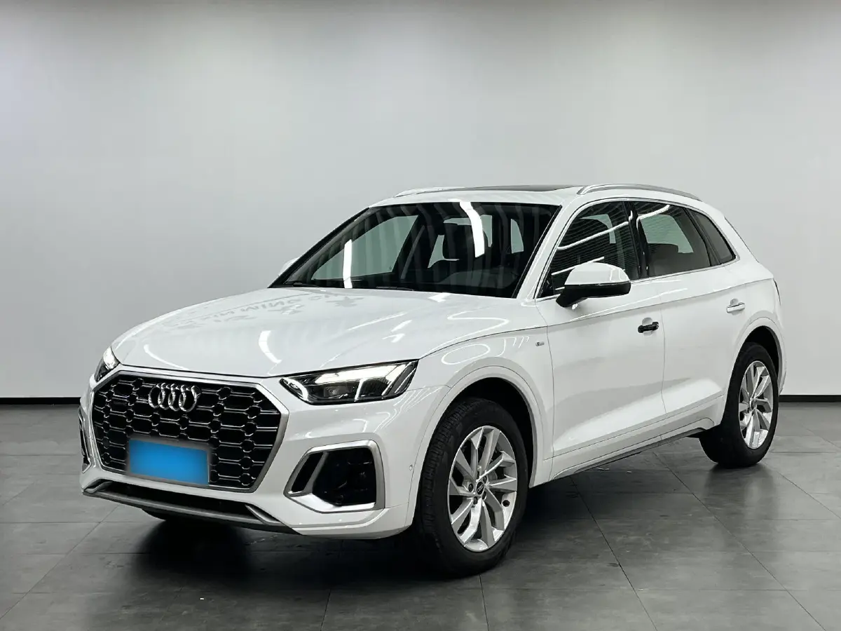 2022 Audi Q5L 2.0T 190HP L4 7DCT