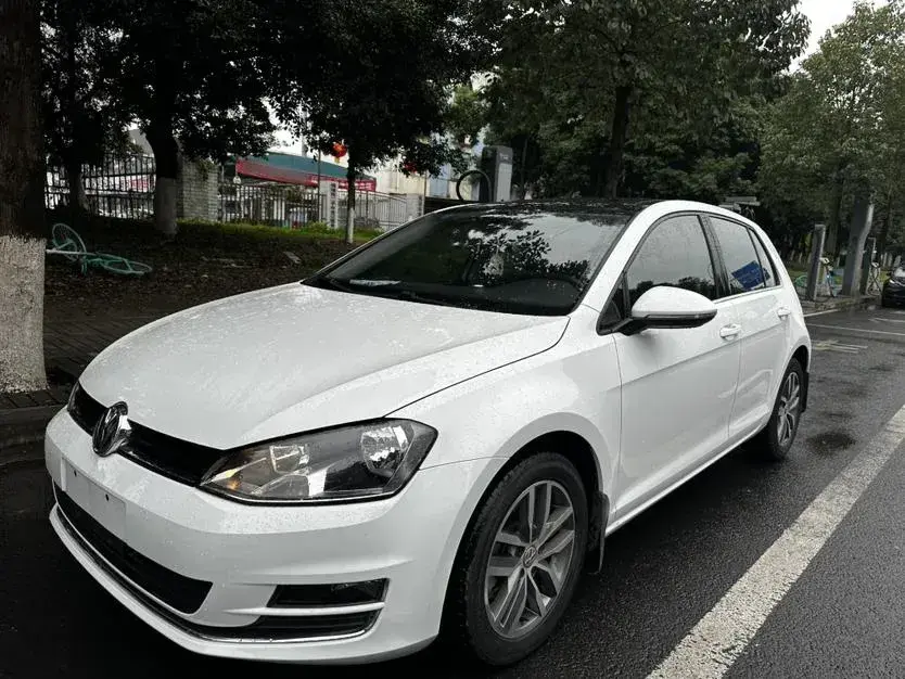 2016 Volkswagen Golf 1.4T 131HP L4 7DCT