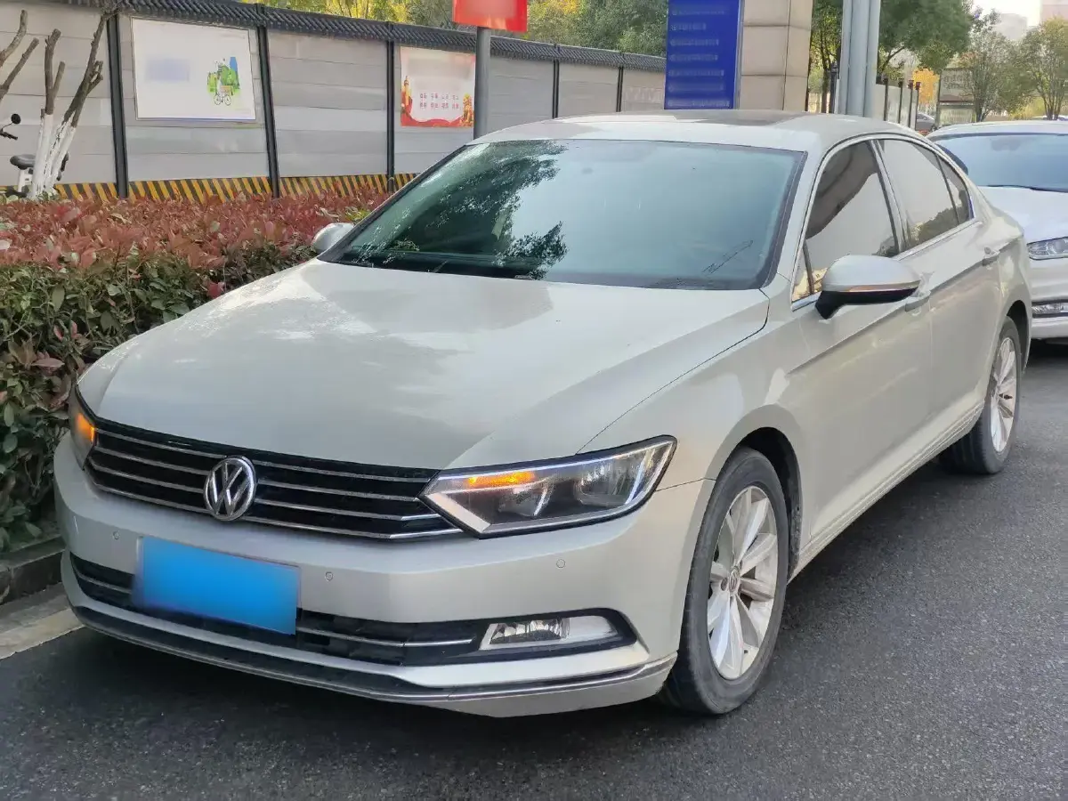2017 Volkswagen Magotan 1.8T 180HP L4 7DCT