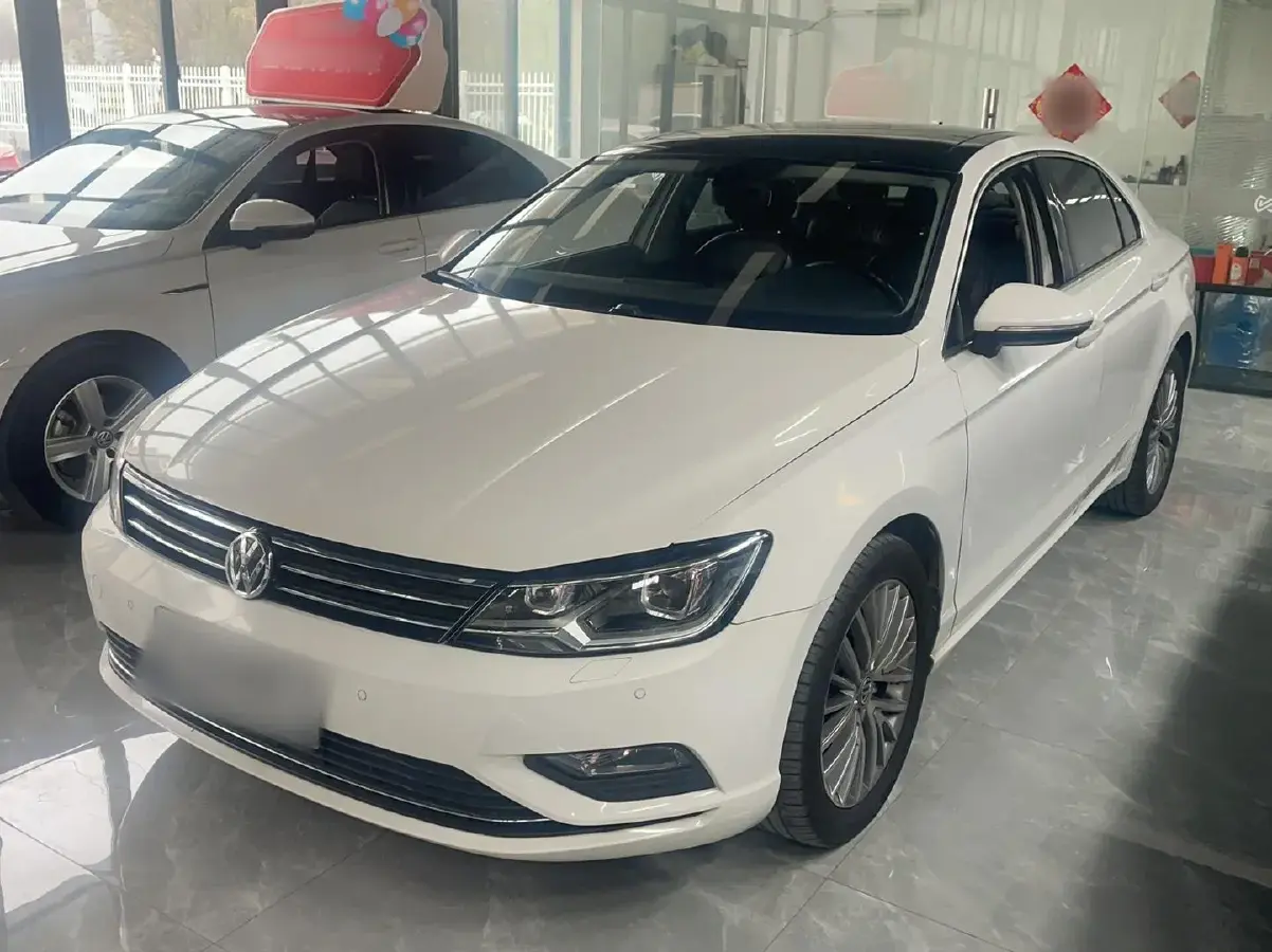 2015 Volkswagen Lamando 1.8T 180HP L4 7DCT