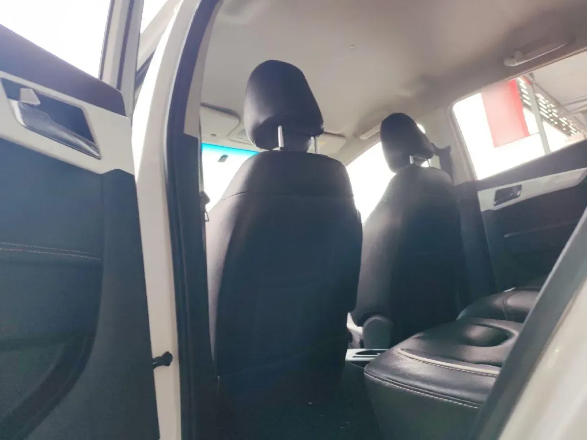 2015 JAC Refine S2 1.5L 113HP L4 CVT,autocango,china used car exporter,china ev exporter,chinese used car exporter,chinese used ev exporter