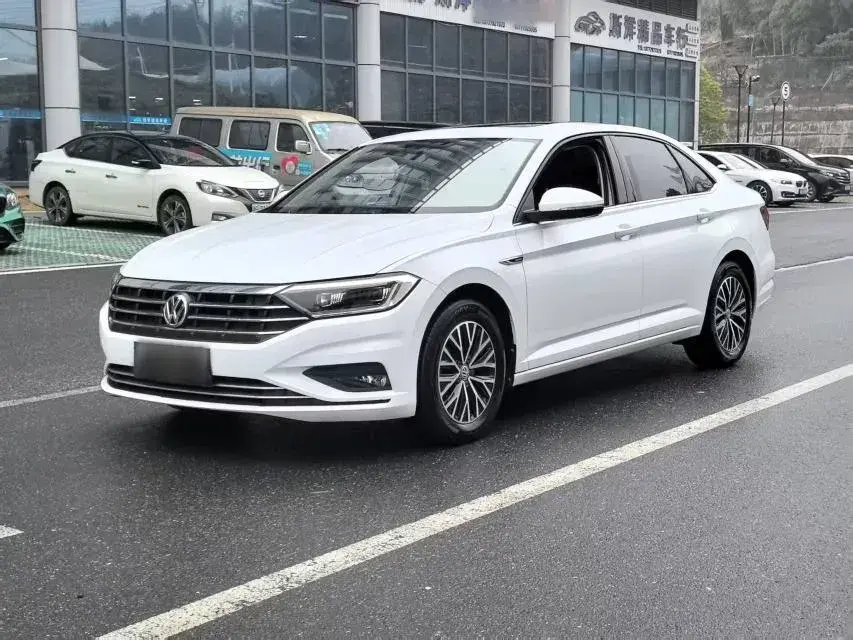2021 Volkswagen Sagitar 1.4T 150HP L4 7DCT