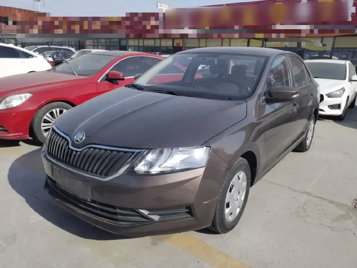 2018 Skoda Rapid 1.6L 110HP L4 5MT