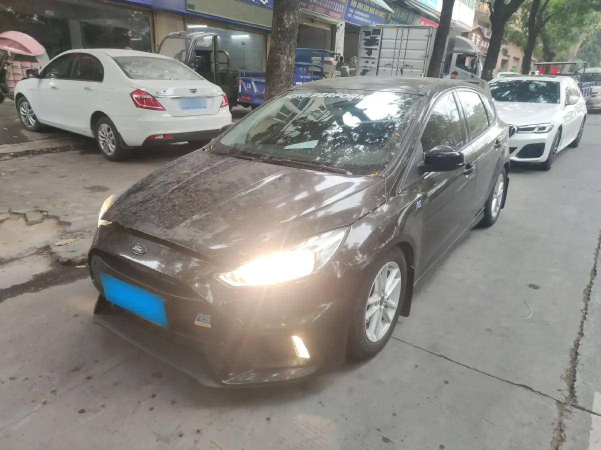 2017 Ford Focus 1.5T 181HP L4 6AT