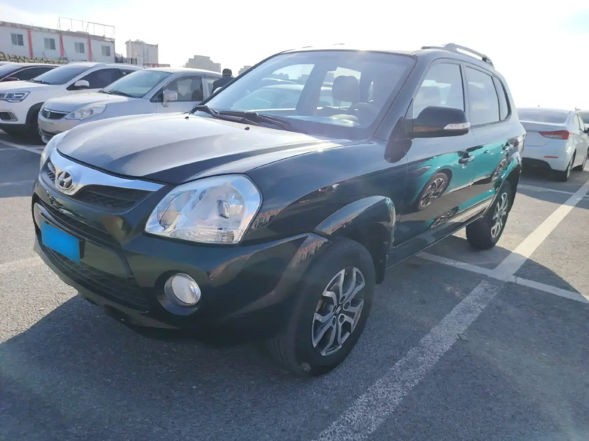 2013 Hyundai Tucson 2.0L 141HP L4 4AT