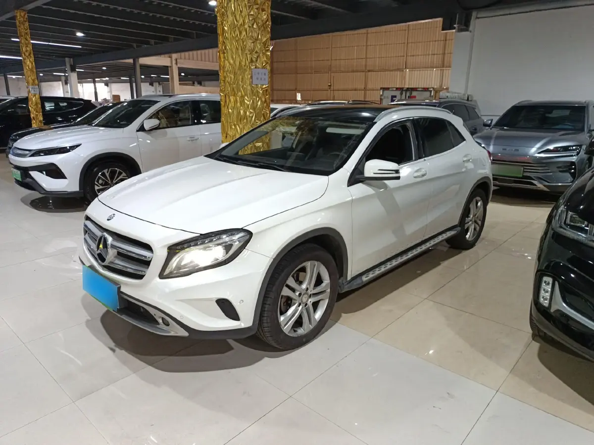 2016 Mercedes-Benz GLA Class 1.6T 156HP L4 7DCT
