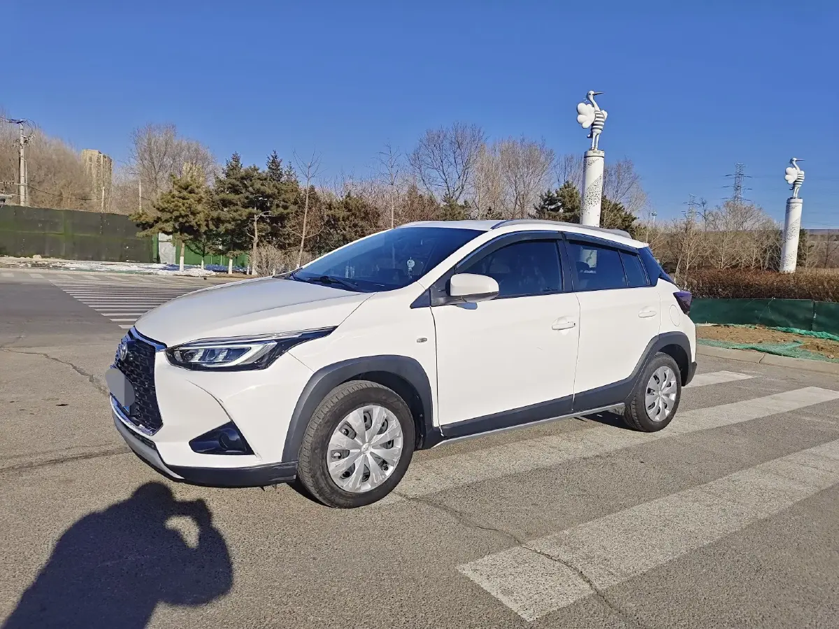 2021 Toyota Yaris L 1.5L 112HP L4 CVT