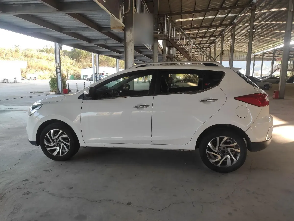 2015 JAC Refine S2 1.5L 113HP L4 CVT,autocango,china used car exporter,china ev exporter,chinese used car exporter,chinese used ev exporter