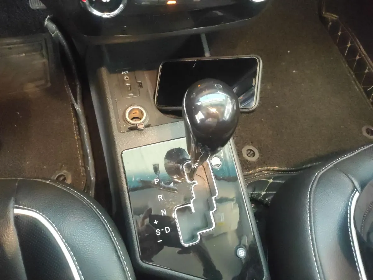 2015 JAC Refine S2 1.5L 113HP L4 CVT,autocango,china used car exporter,china ev exporter,chinese used car exporter,chinese used ev exporter