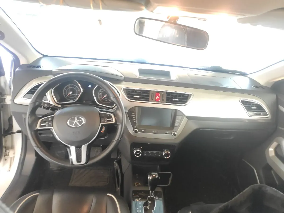 2015 JAC Refine S2 1.5L 113HP L4 CVT,autocango,china used car exporter,china ev exporter,chinese used car exporter,chinese used ev exporter